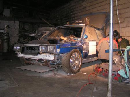 R11 MAXI F2000